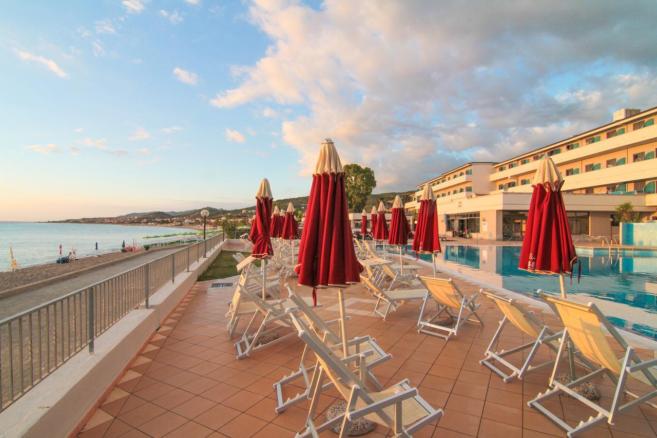 Club Esse Costa Dello Jonio Otel Mandatoriccio Marina Dış mekan fotoğraf