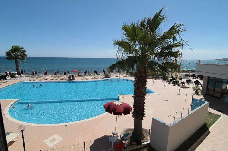 Club Esse Costa Dello Jonio Otel Mandatoriccio Marina Dış mekan fotoğraf